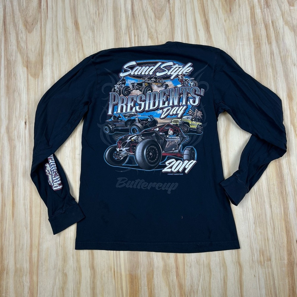 Buttercup Sand Dunes Sand Style Presidents Day 2019 Black T‎ Shirt Small LS